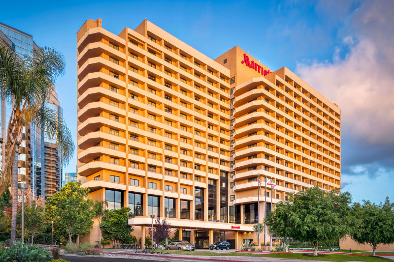 Marriott Hotel - La Jolla, California. Architecture Photography by Alan Blakely. 