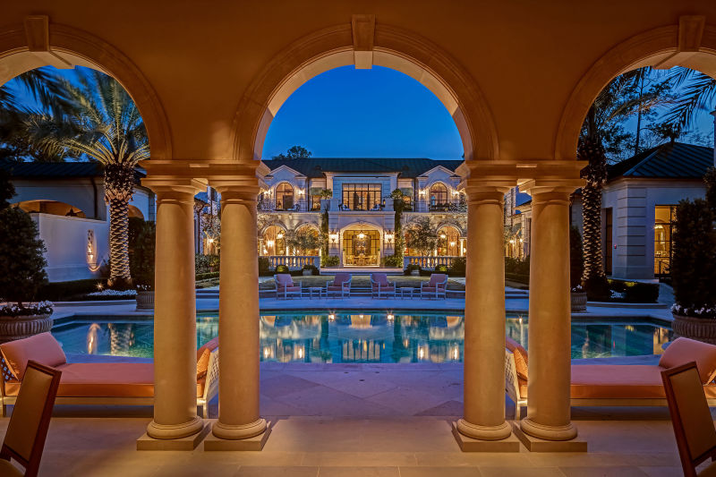 Estate Home - Houston, Texas. Architectural Photography by Alan Blakely.